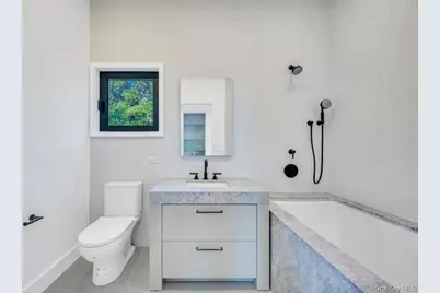 28 Watch Way, Lloyd Harbor, NY 11743 - Photo 40