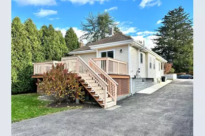 216 Rockledge Avenue, Cortlandt Manor, NY 10511 - Photo 4