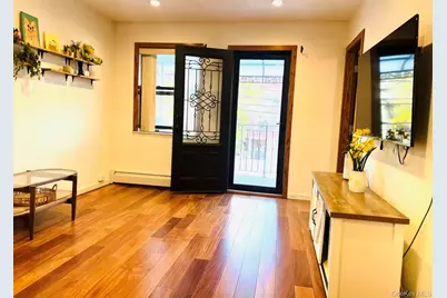 62-54 Dry Harbor Road #2nd Fl, Middle Village, NY 11379 - Photo 4