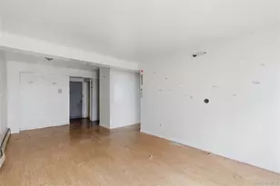 4600 Bronx Blvd, Bronx, NY 10470 - Photo 10