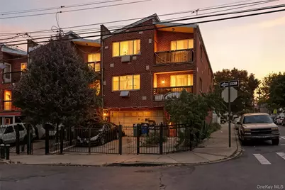 4600 Bronx Boulevard, Bronx, NY 10470 - Photo 1