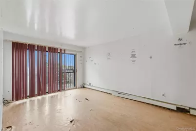 4600 Bronx Boulevard, Bronx, NY 10470 - Photo 8