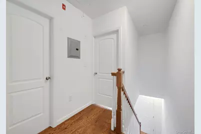 820 Hollywood Avenue, Bronx, NY 10465 - Photo 28