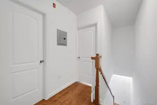 820 Hollywood Ave, Bronx, NY 10465 - Photo 28