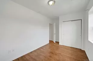 820 Hollywood Ave, Bronx, NY 10465 - Photo 26