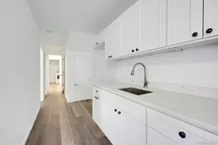 820 Hollywood Ave, Bronx, NY 10465 - Photo 34