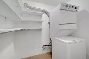 822 Hollywood Ave, Bronx, NY 10465 - Photo 42