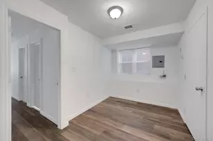 822 Hollywood Ave, Bronx, NY 10465 - Photo 32