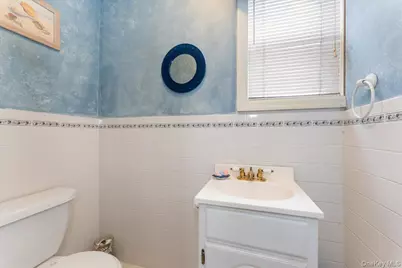 3183 Waterbury Avenue, Bronx, NY 10465 - Photo 4