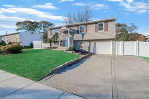 99 Elmwood Ave, Selden, NY 11784 - Photo 2