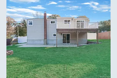99 Elmwood Avenue, Selden, NY 11784 - Photo 38