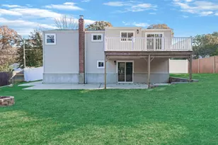 99 Elmwood Ave, Selden, NY 11784 - Photo 38