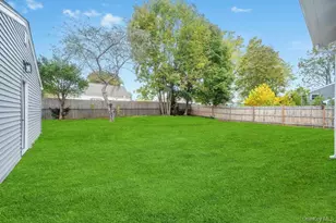 3004 New London Ave, Medford, NY 11763 - Photo 36