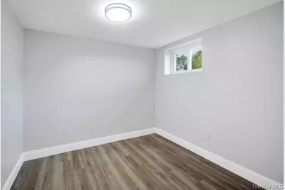 3004 New London Avenue, Medford, NY 11763 - Photo 28