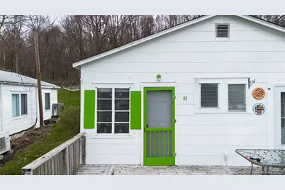 60 Hibiscus Cir #60, Hopewell Junction, NY 12533 - Photo 2