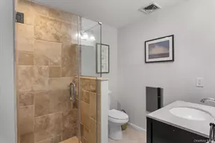 33 Willow St, Aquebogue, NY 11931 - Photo 20