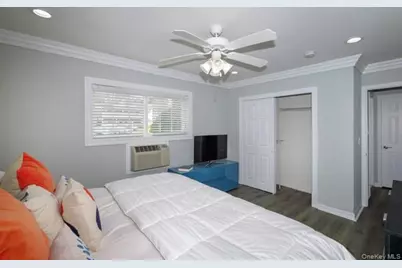 231 Lakeland Avenue #2-3d, Sayville, NY 11782 - Photo 6