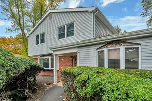 15 Royalston Ln, South Setauket, NY 11720 - Photo 4