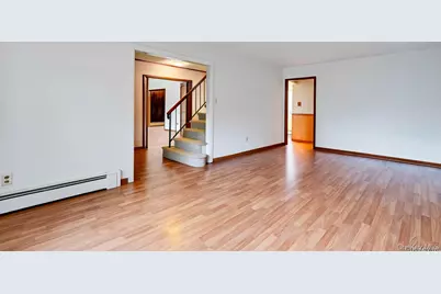 15 Royalston Lane, South Setauket, NY 11720 - Photo 8