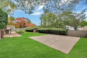 15 Royalston Ln, South Setauket, NY 11720 - Photo 32