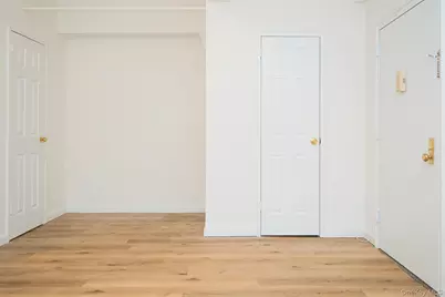 440 Warburton Avenue #1-J, Yonkers, NY 10701 - Photo 6