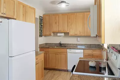 234 Nassau Boulevard, Garden City South, NY 11530 - Photo 6