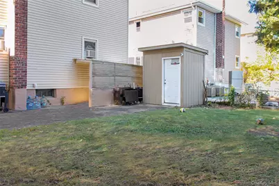 234 Nassau Boulevard, Garden City South, NY 11530 - Photo 18