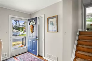 6 Kipling Dr, Greenlawn, NY 11740 - Photo 4