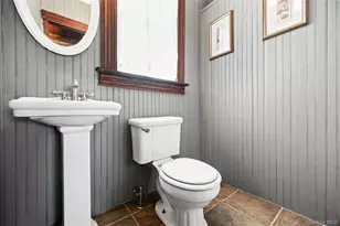 430 Montauk Hwy, East Moriches, NY 11940 - Photo 26