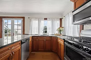 430 Montauk Hwy, East Moriches, NY 11940 - Photo 6