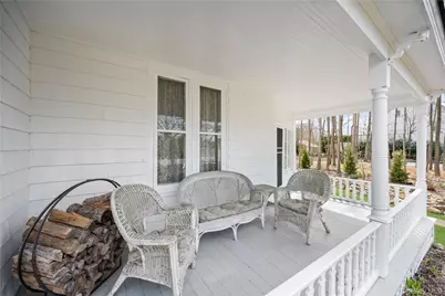 430 Montauk Highway, East Moriches, NY 11940 - Photo 4