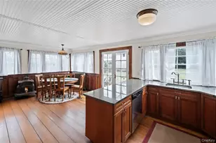 430 Montauk Hwy, East Moriches, NY 11940 - Photo 8