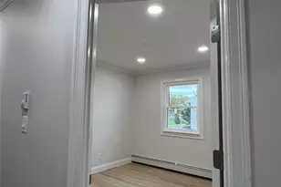 683 Old Bethpage Rd, Plainview, NY 11804 - Photo 8