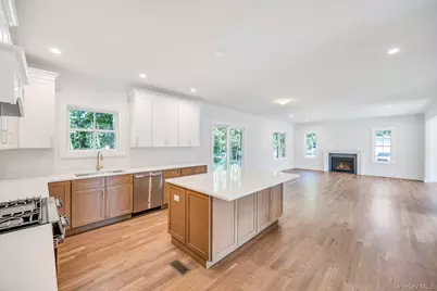 84 W James Hawkins Road, Moriches, NY 11955 - Photo 18