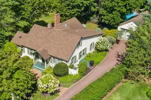 414 Main St, Quiogue, NY 11978 - Photo 18