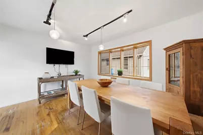 107 1st Place, Bellmore, NY 11710 - Photo 8