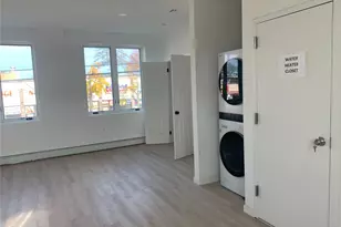 258-16 2nd Floor Hillside Ave, Floral Park, NY 11004 - Photo 4