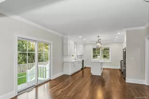 38 N Woodhull Rd, Huntington, NY 11743 - Photo 8