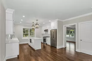38 N Woodhull Rd, Huntington, NY 11743 - Photo 6