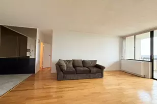 2 Bay Club Dr, Bayside, NY 11360 - Photo 4