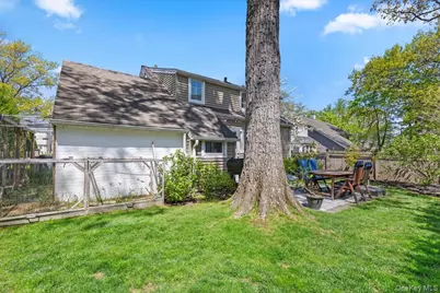 27 Smith Avenue, White Plains, NY 10605 - Photo 18