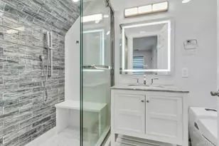 16 Robin Ct, Glen Cove, NY 11542 - Photo 24