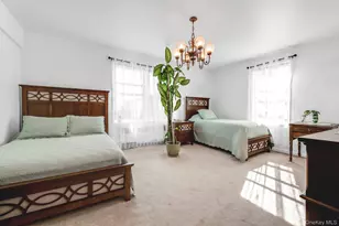 72-10 112th St, Forest Hills, NY 11375 - Photo 16