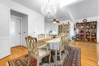 72-10 112th Street #5E, Forest Hills, NY 11375 - Photo 12