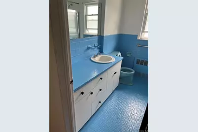 [Address not provided], Hempstead, NY 11550 - Photo 2