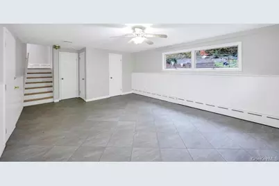 619 Caledonia Road, Dix Hills, NY 11746 - Photo 38