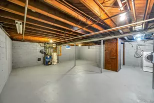 619 Caledonia Rd, Dix Hills, NY 11746 - Photo 40