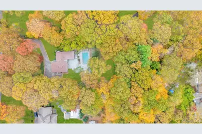 619 Caledonia Road, Dix Hills, NY 11746 - Photo 44