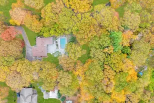 619 Caledonia Rd, Dix Hills, NY 11746 - Photo 44