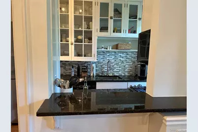 56 Pondfield Road W #4A, Bronxville, NY 10708 - Photo 6